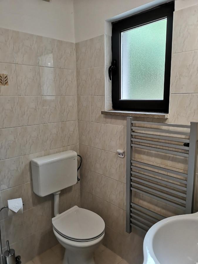 House Ceh Villa Crni Kal Bagian luar foto